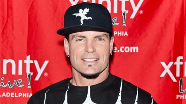 170755242gc005_vanilla_ice_-e1378916045712.jpg